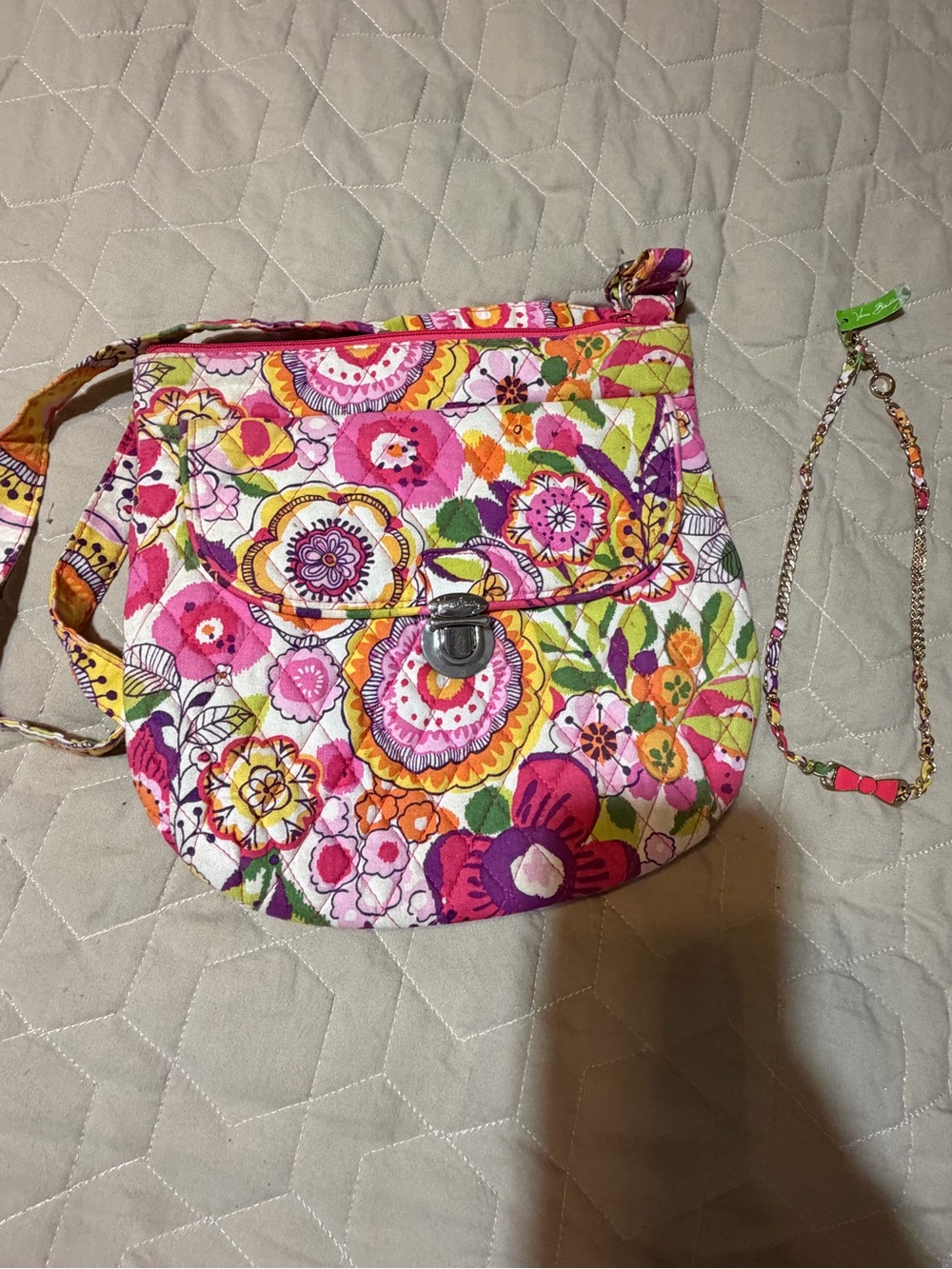 Vera Bradley purse and necklace matching set